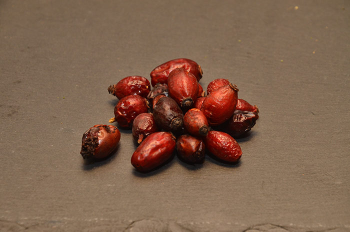 Tisane de Cynorrhodons - Le Domaine des 1000 plantes