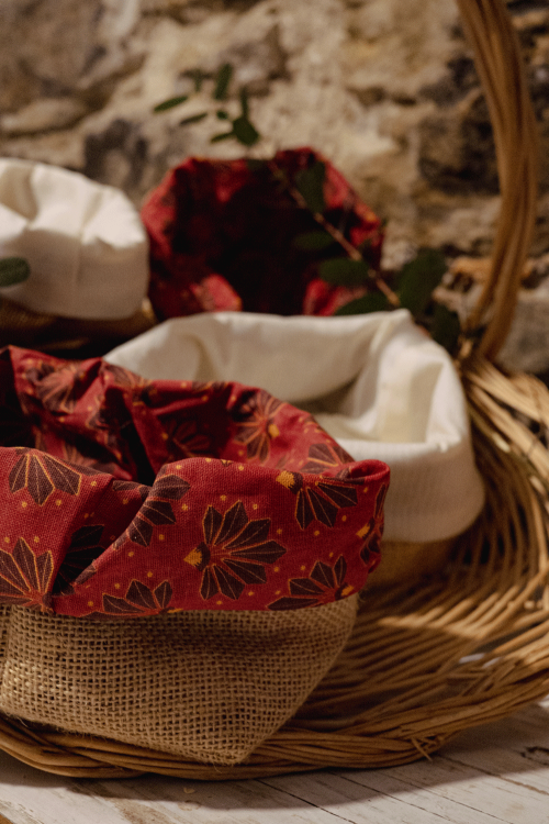 Panier artisanal en toile de jute